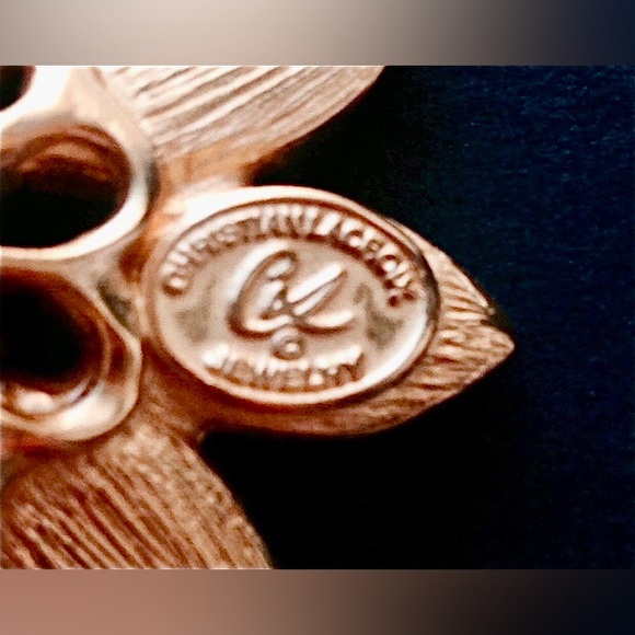 Christian Lacroix Vintage flower pin brooch NWT. Rare Original BOX - Picture 3 of 6